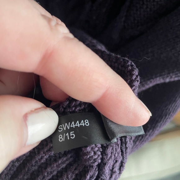 The Limited Plum Purple Chunky Knit V Neck Sweater - Picture 8 of 9